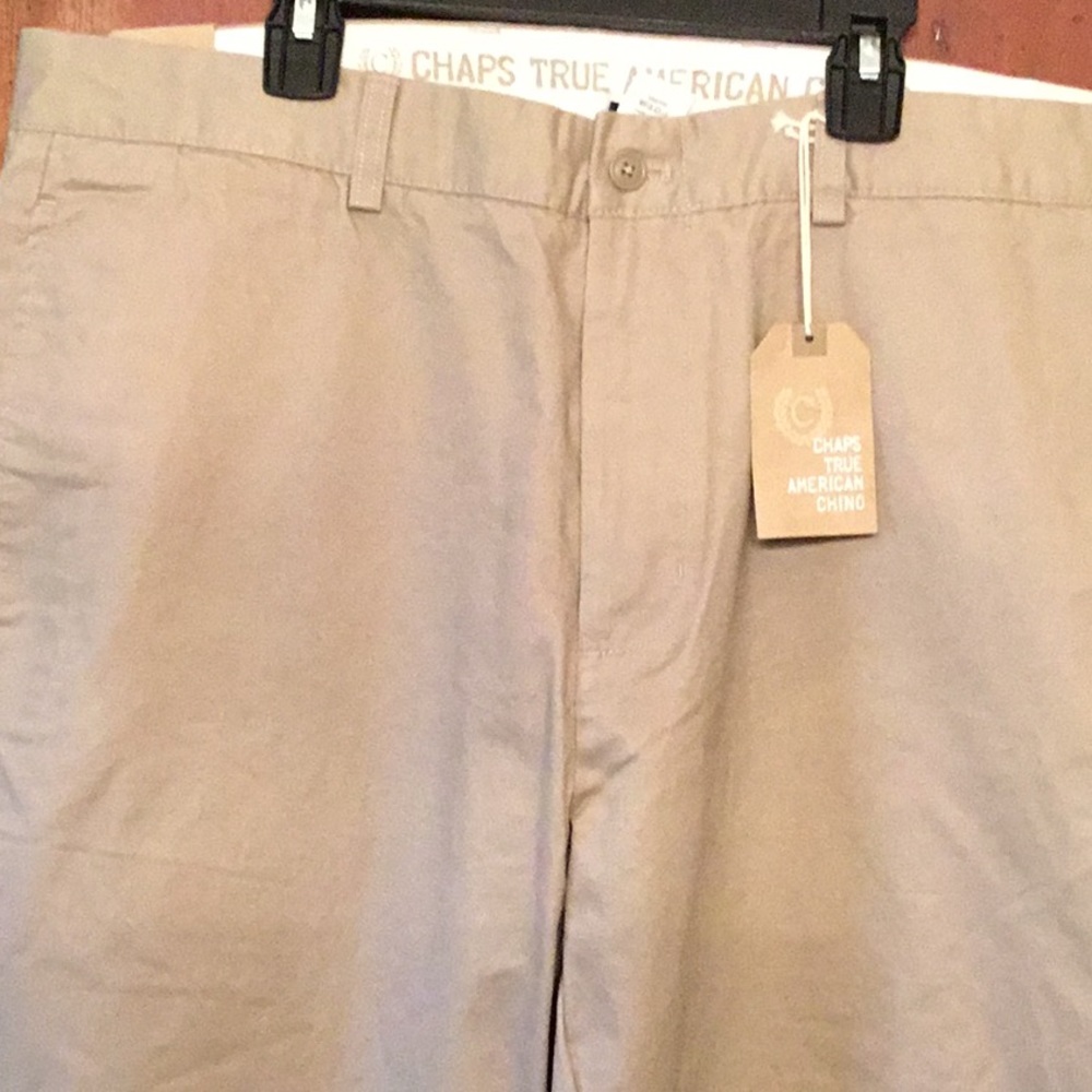 Men’s  Chaps Cinos - NWT - 34x30
